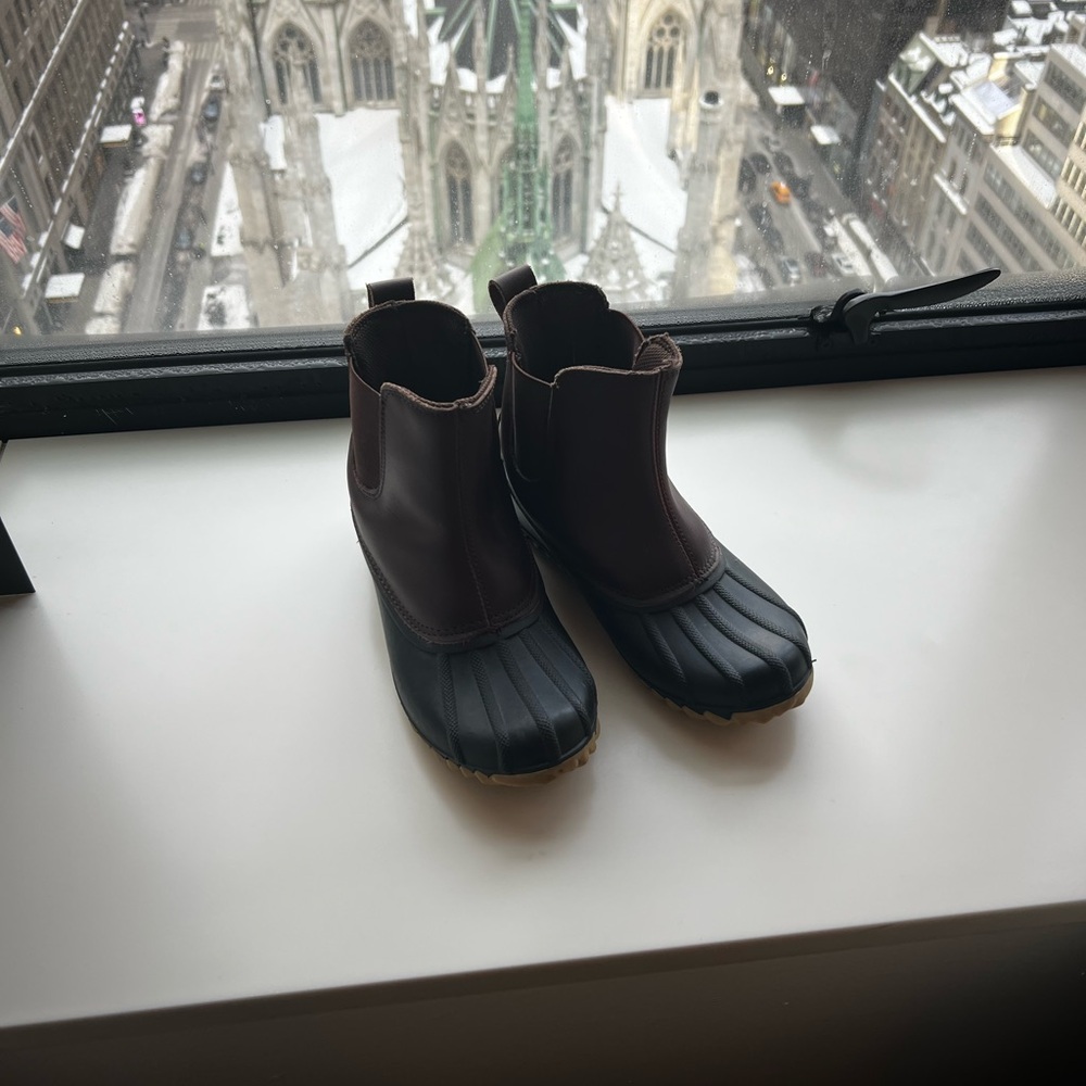 Merona Brown and Black Boots